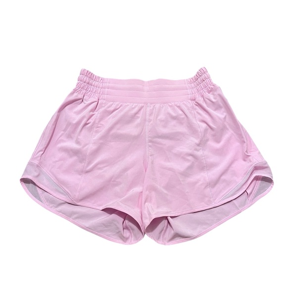 Lululemon Hotty Hot High Rise Shorts NWT - Picture 1 of 6